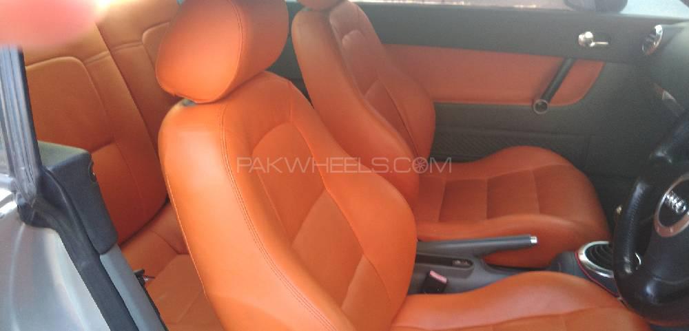 Audi TT 2001 for Sale in Karachi Audi TT 2001 for Sale in Karachi Image-5