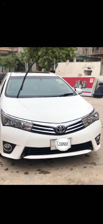Toyota Corolla 2016 for Sale in Islamabad Image-1