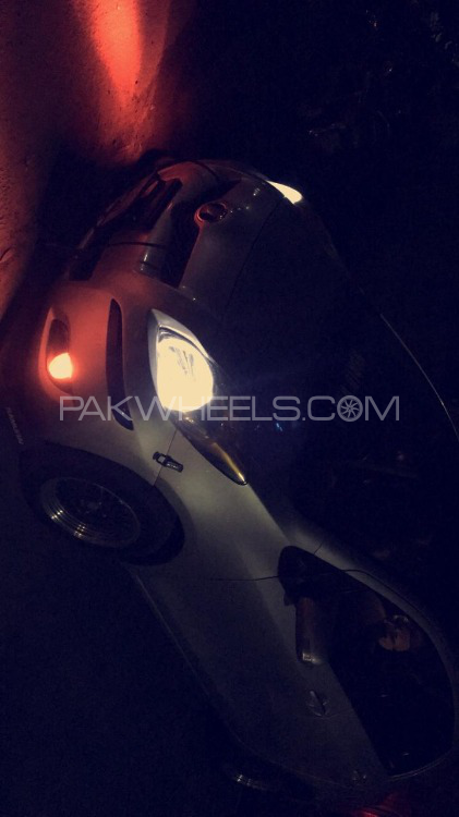 Toyota Vitz - 2008  Toyota Vitz - 2008  Image-2