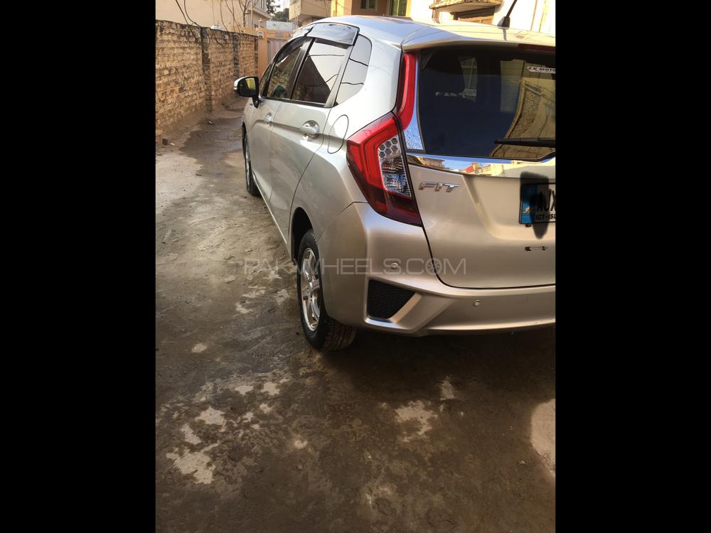 Honda Fit 2014 for Sale in Islamabad Honda Fit 2014 for Sale in Islamabad Image-3
