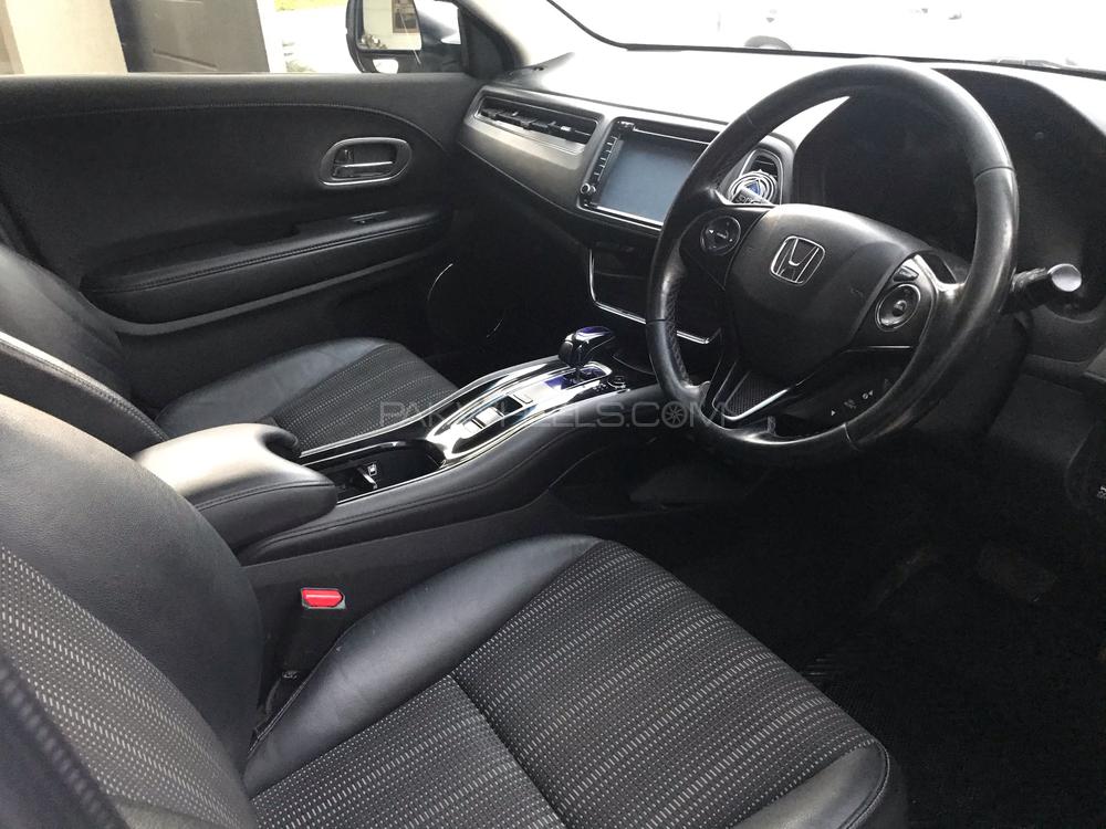 Honda Vezel 2016 for Sale in Islamabad Honda Vezel 2016 for Sale in Islamabad Image-9