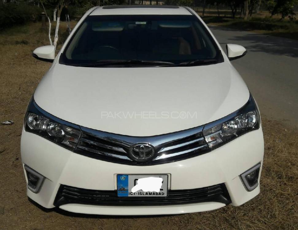 Toyota Corolla 2015 for Sale in Islamabad Image-1