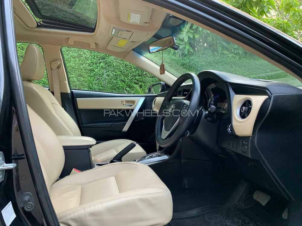 Toyota Corolla 2018 for Sale in Islamabad Toyota Corolla 2018 for Sale in Islamabad Image-11