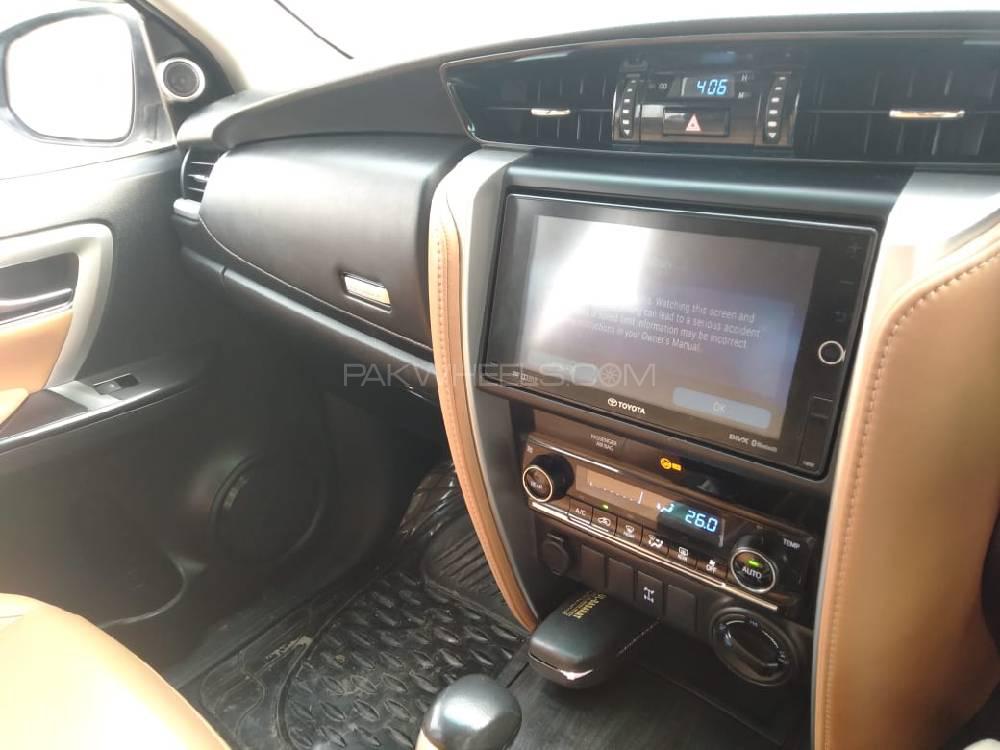 Toyota Fortuner 2017 for Sale in Lahore Toyota Fortuner 2017 for Sale in Lahore Image-7