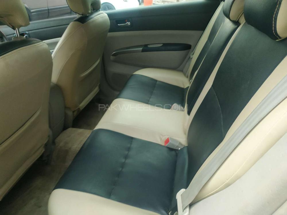 Toyota Prius 2007 for Sale in Peshawar Toyota Prius 2007 for Sale in Peshawar Image-4
