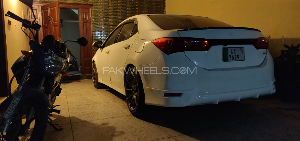 Toyota Corolla - 2016  Toyota Corolla - 2016  Image-3