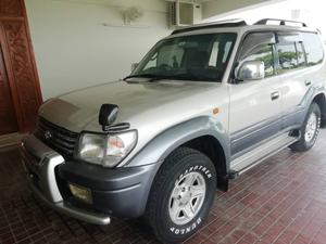 4×4 Cars for sale in Pakistan 4×4 Cars for sale in Pakistan