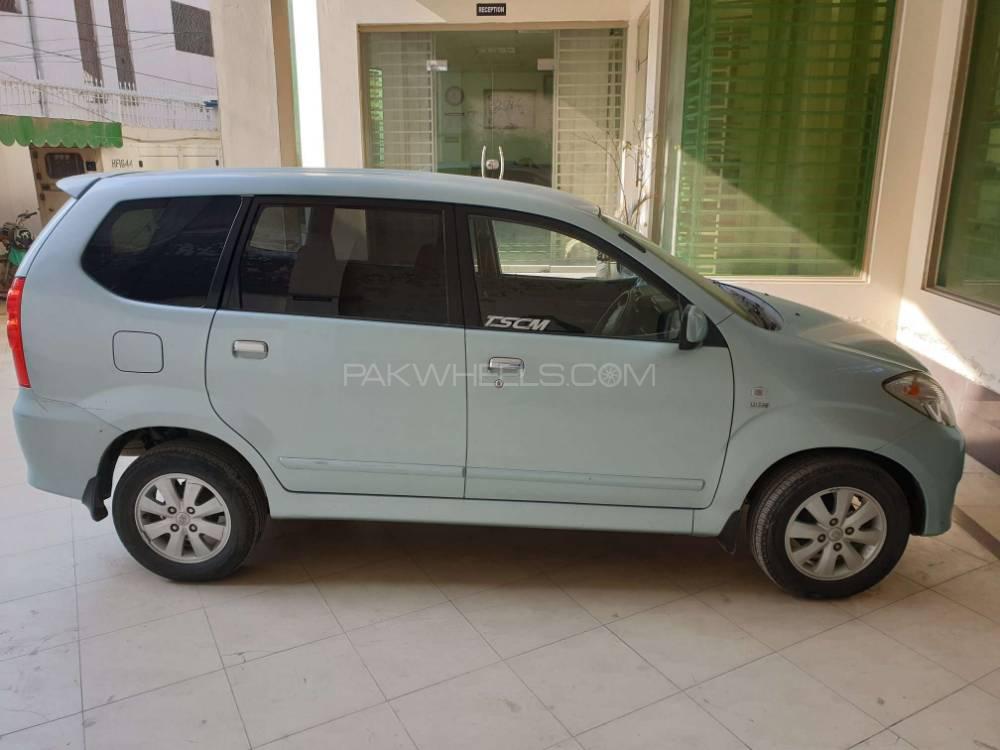 Toyota Avanza 2011 for Sale in Sialkot Image-1
