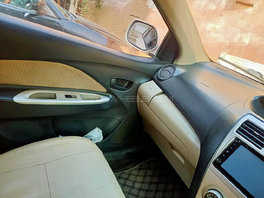 Toyota Belta 2007 for Sale in Karachi Toyota Belta 2007 for Sale in Karachi Image-7