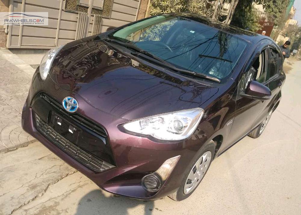 Toyota Aqua 2015 for Sale in Lahore Toyota Aqua 2015 for Sale in Lahore Image-3
