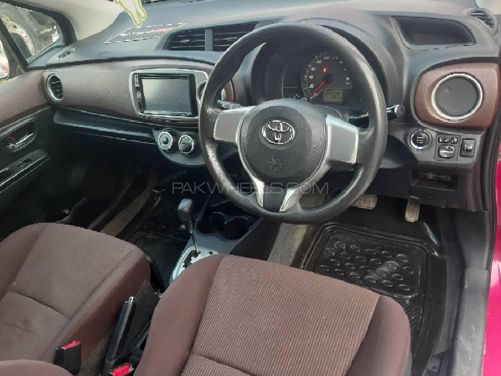 Toyota Vitz 2011 for Sale in Peshawar Toyota Vitz 2011 for Sale in Peshawar Image-7