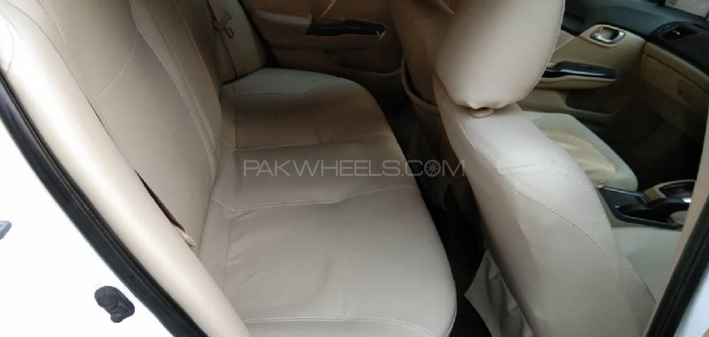 Honda Civic 2013 for Sale in Karachi Honda Civic 2013 for Sale in Karachi Image-14