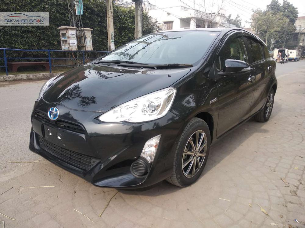 Toyota Aqua 2016 for Sale in Lahore Toyota Aqua 2016 for Sale in Lahore Image-3