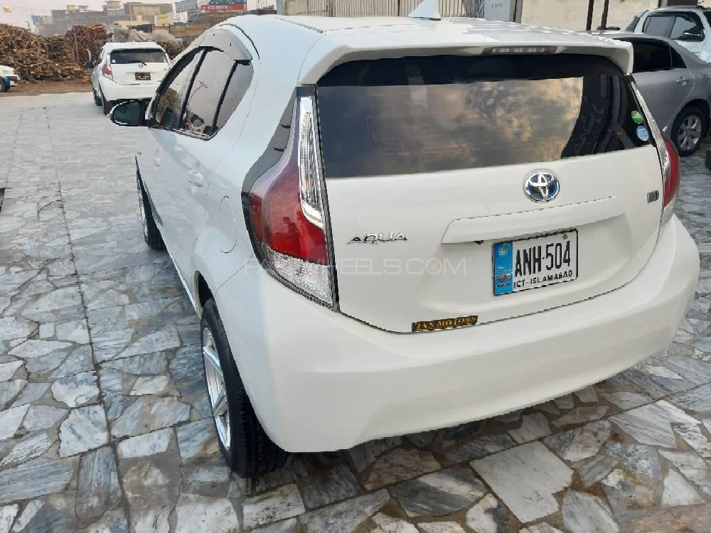 Toyota Aqua 2015 for Sale in Peshawar Toyota Aqua 2015 for Sale in Peshawar Image-10