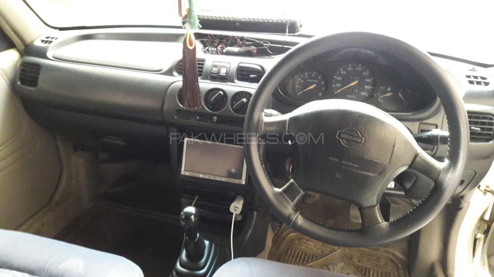 Nissan March 1999 for Sale in Larkana Nissan March 1999 for Sale in Larkana Image-2