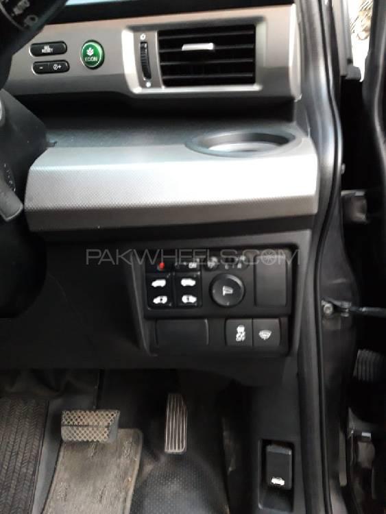 Honda Freed 2012 for Sale in Karachi Honda Freed 2012 for Sale in Karachi Image-5
