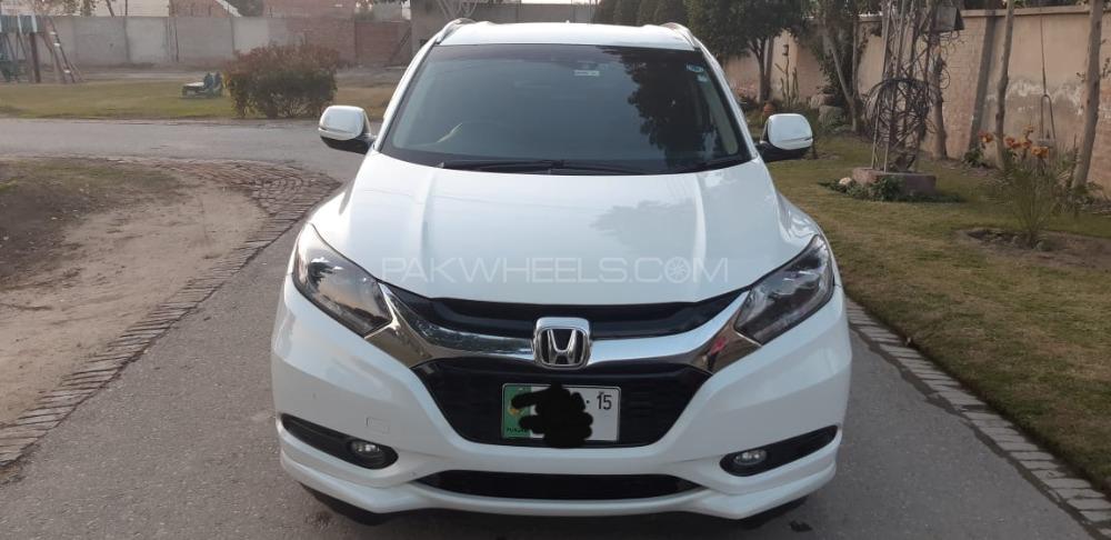 Honda Vezel 2015 for Sale in Multan Honda Vezel 2015 for Sale in Multan Image-23