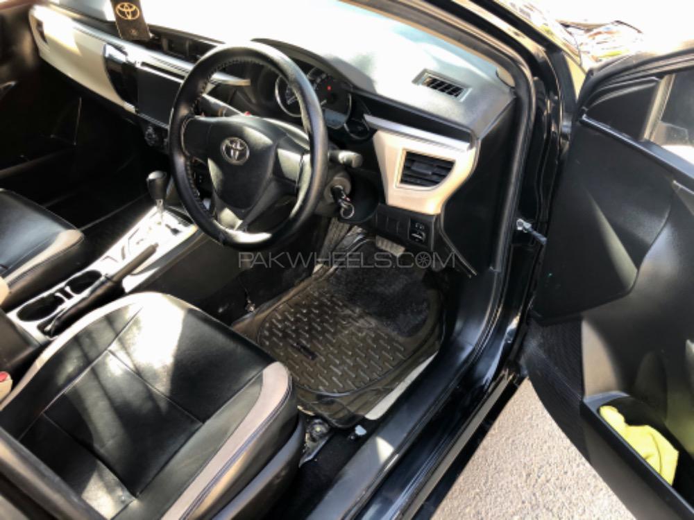 Toyota Corolla 2017 for Sale in Karachi Toyota Corolla 2017 for Sale in Karachi Image-11