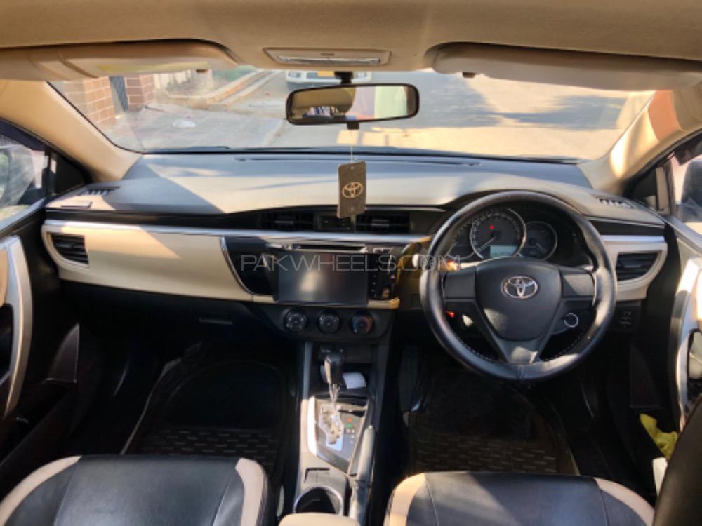 Toyota Corolla 2017 for Sale in Karachi Toyota Corolla 2017 for Sale in Karachi Image-12