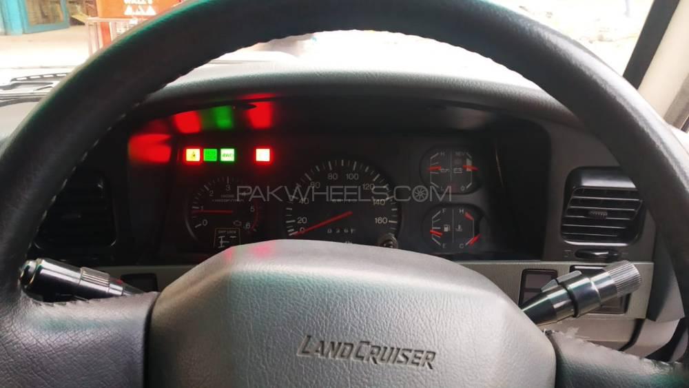 Toyota Land Cruiser 1994 for Sale in Islamabad Toyota Land Cruiser 1994 for Sale in Islamabad Image-10
