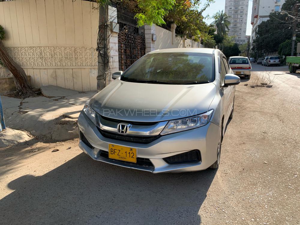 Honda Grace Hybrid 2014 for Sale in Karachi Honda Grace Hybrid 2014 for Sale in Karachi Image-4