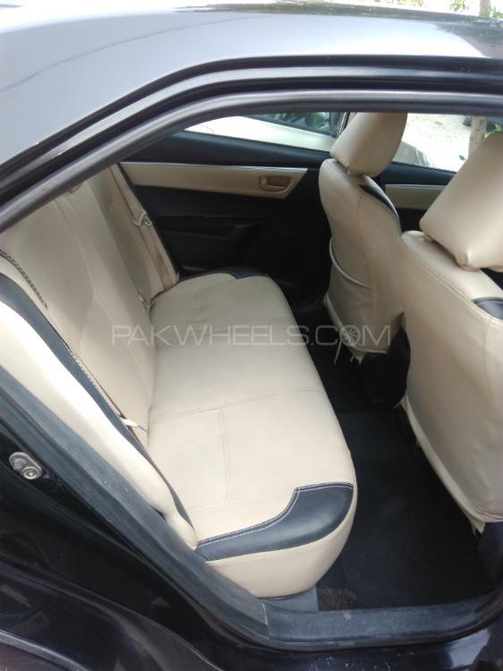 Toyota Corolla 2015 for Sale in Karachi Toyota Corolla 2015 for Sale in Karachi Image-7