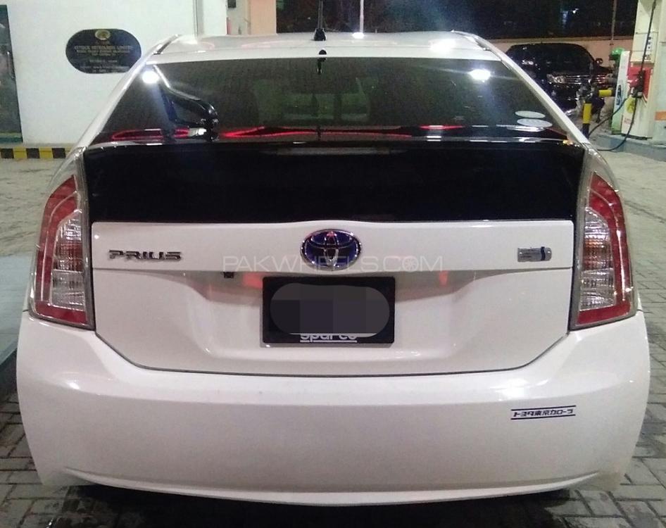 Toyota Prius 2013 for Sale in Islamabad Toyota Prius 2013 for Sale in Islamabad Image-7
