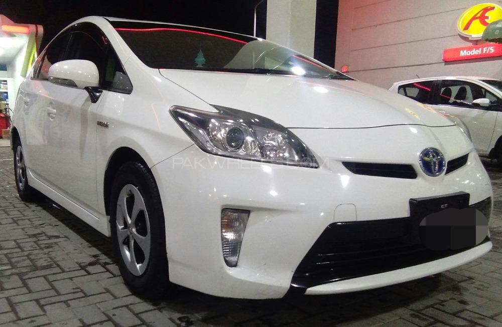 Toyota Prius 2013 for Sale in Islamabad Toyota Prius 2013 for Sale in Islamabad Image-10
