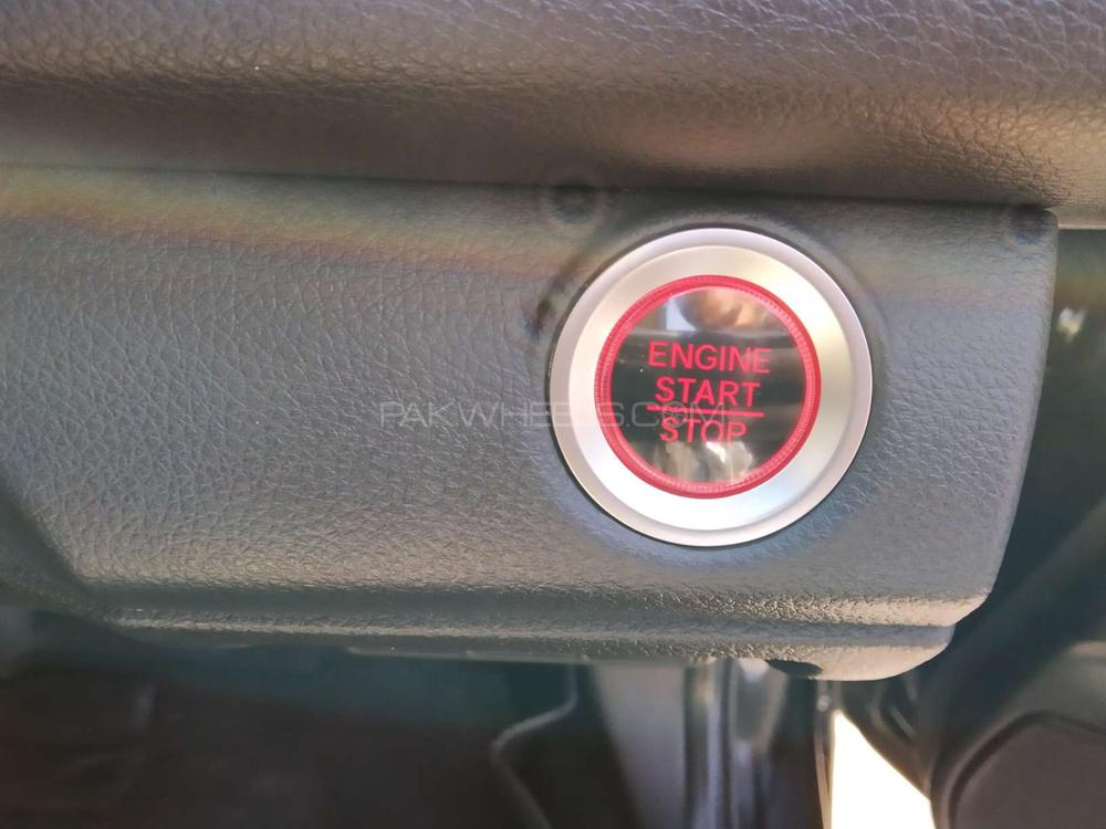 Honda Civic 2018 for Sale in Lahore Honda Civic 2018 for Sale in Lahore Image-11