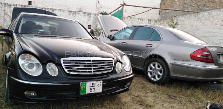 Mercedes Benz E Class 2006 for Sale in Chakwal Image-1