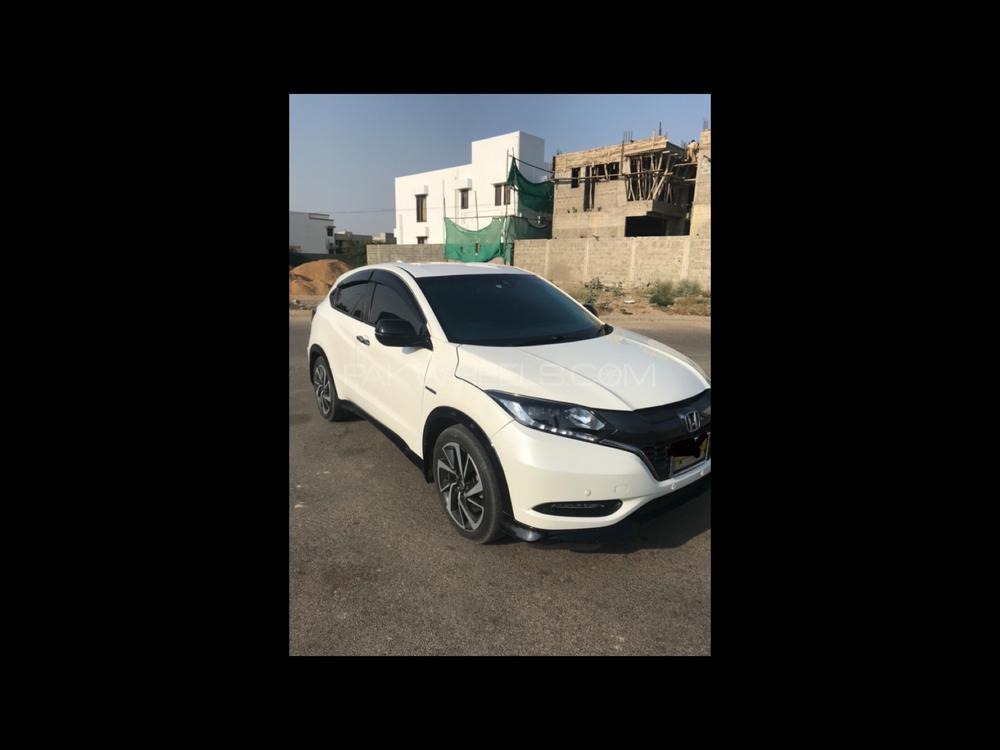 Honda Vezel 2017 for Sale in Karachi Image-1