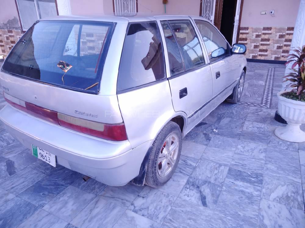 Suzuki Cultus 2004 for Sale in Chakwal Suzuki Cultus 2004 for Sale in Chakwal Image-2