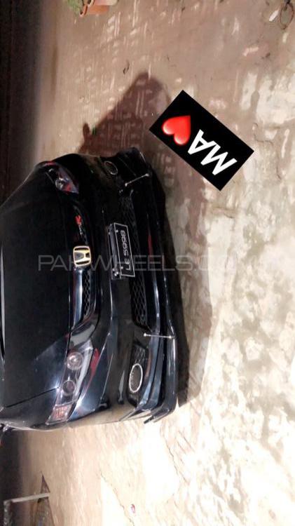 Honda Civic - 2015  Honda Civic - 2015  Image-2