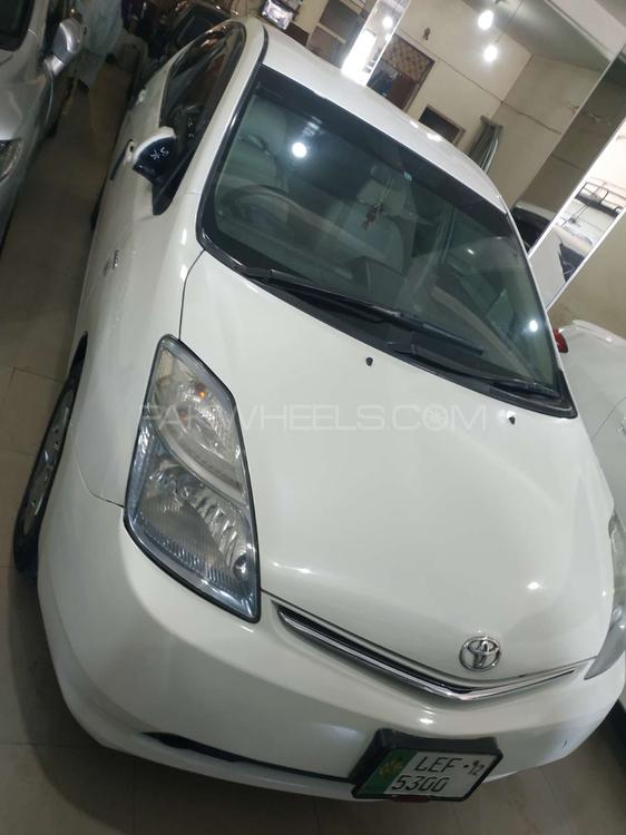 Toyota Prius 2007 for Sale in Peshawar Image-1