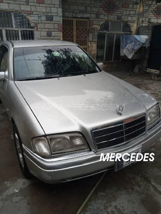 Mercedes Benz 250 D 1996 for Sale in Wah cantt Image-1