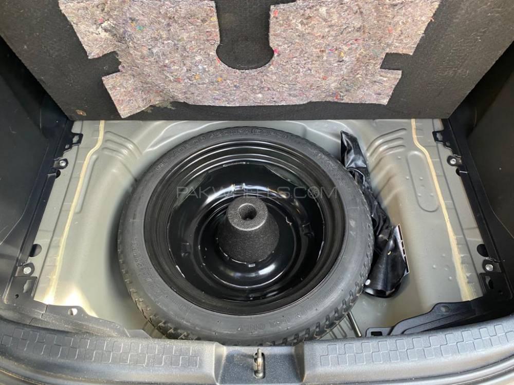 Toyota Aqua 2015 for Sale in Karachi Toyota Aqua 2015 for Sale in Karachi Image-9