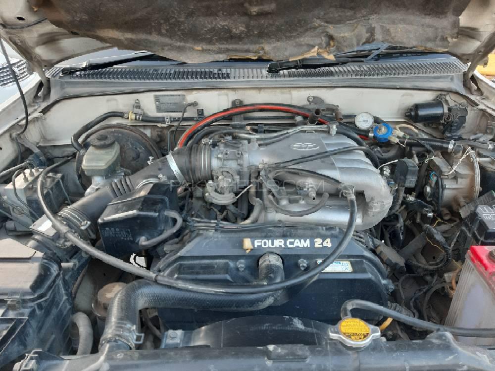 Toyota Surf 2001 for Sale in Peshawar Toyota Surf 2001 for Sale in Peshawar Image-4