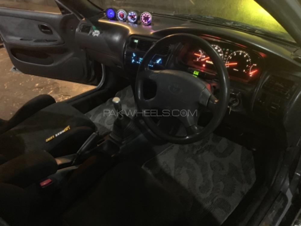 Toyota Corolla - 1998  Toyota Corolla - 1998  Image-5