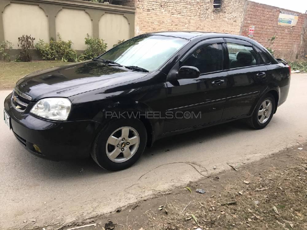 Chevrolet Optra 2010 for Sale in Lahore Image-1