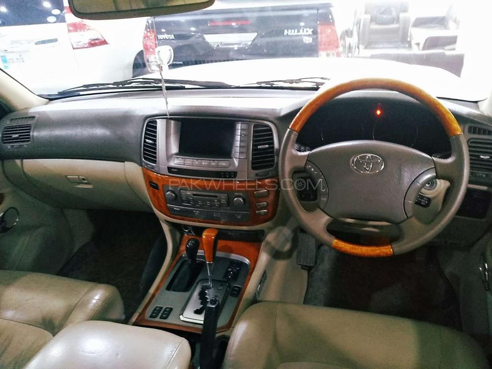 Toyota Land Cruiser 2002 for Sale in Rawalpindi Toyota Land Cruiser 2002 for Sale in Rawalpindi Image-10