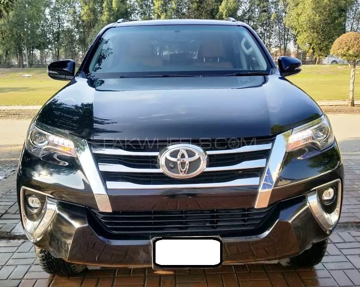 Toyota Fortuner 2019 for Sale in Lahore Image-1