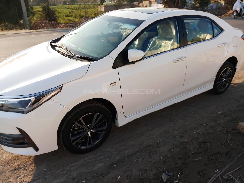 Toyota Corolla 2019 for Sale in Kot mithan Image-1