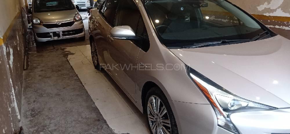 Toyota Prius 2016 for Sale in Lahore Toyota Prius 2016 for Sale in Lahore Image-2