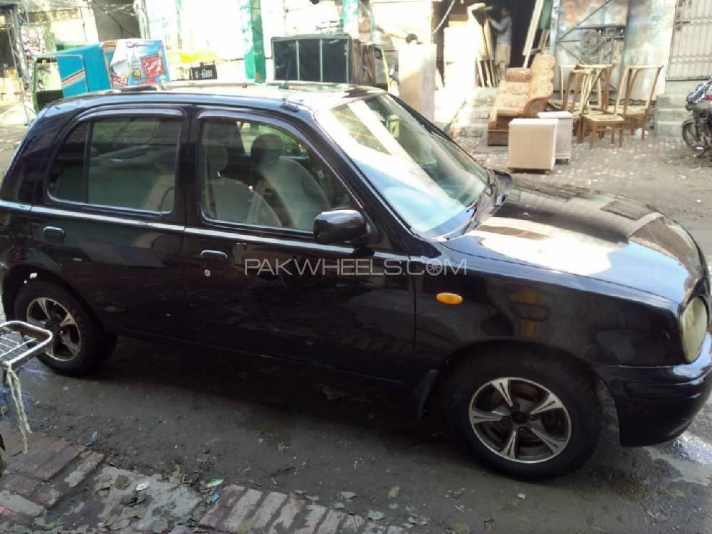 Nissan March 2002 for Sale in Lahore Nissan March 2002 for Sale in Lahore Image-2