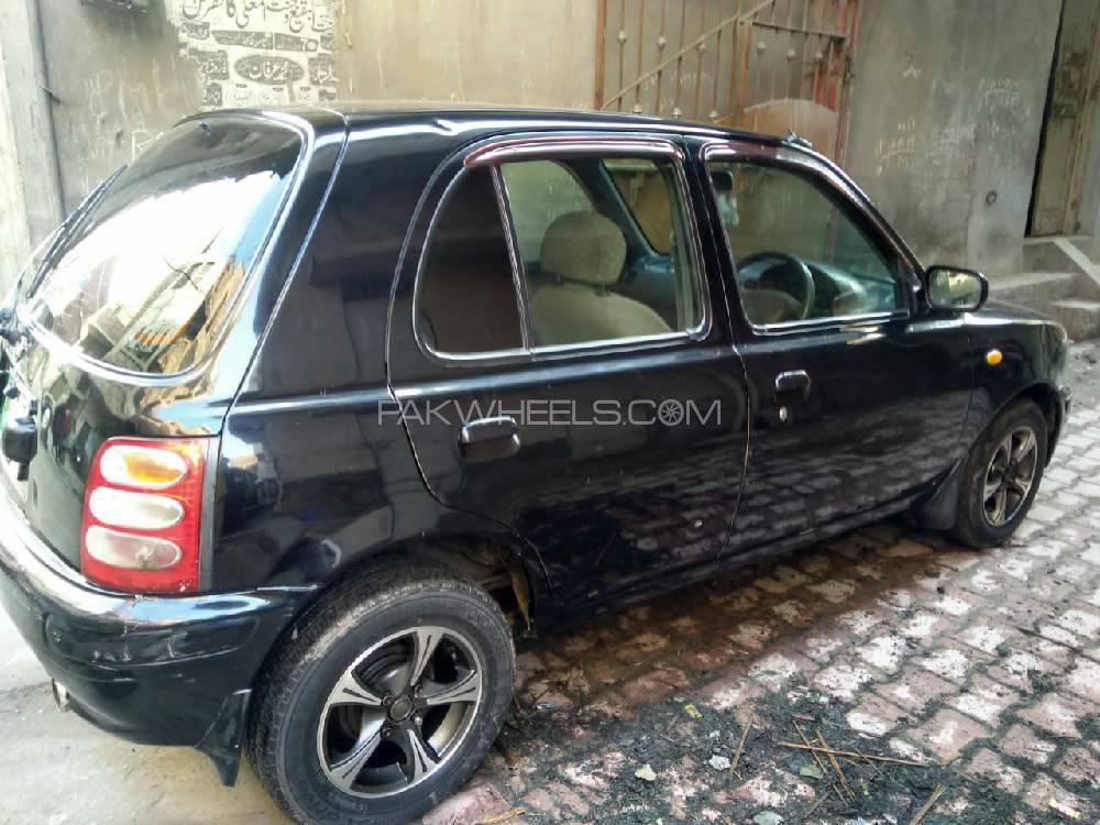 Nissan March 2002 for Sale in Lahore Nissan March 2002 for Sale in Lahore Image-5