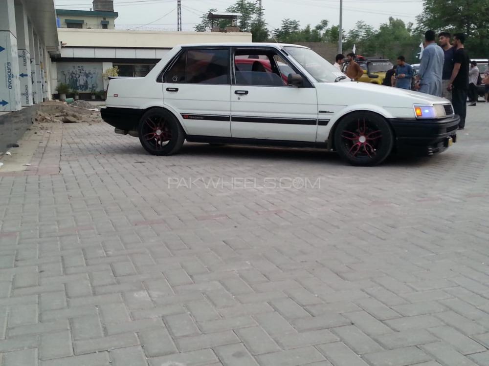 Toyota Corolla - 1986  Toyota Corolla - 1986  Image-4