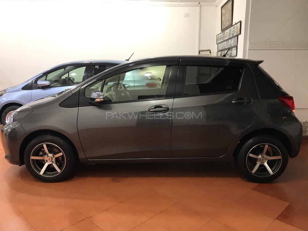 Toyota Vitz 2016 for Sale in Multan Toyota Vitz 2016 for Sale in Multan Image-7
