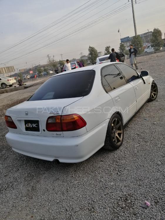 Honda Civic - 2001  Honda Civic - 2001  Image-2