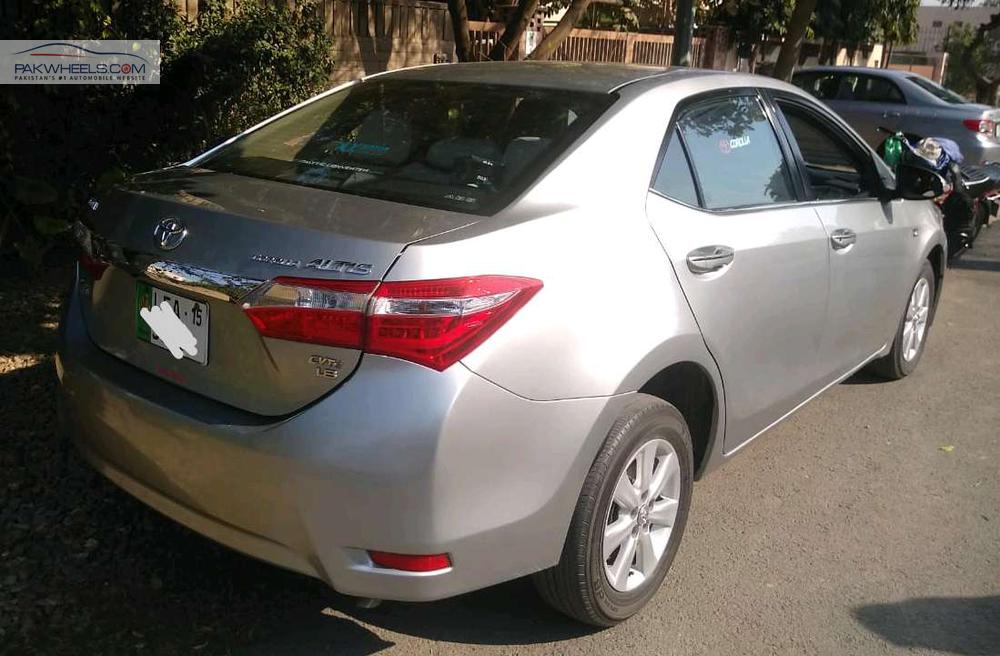Toyota Corolla 2015 for Sale in Lahore Toyota Corolla 2015 for Sale in Lahore Image-4
