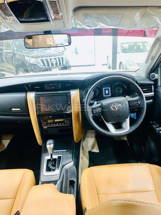 Toyota Fortuner 2018 for Sale in Rawalpindi Toyota Fortuner 2018 for Sale in Rawalpindi Image-7